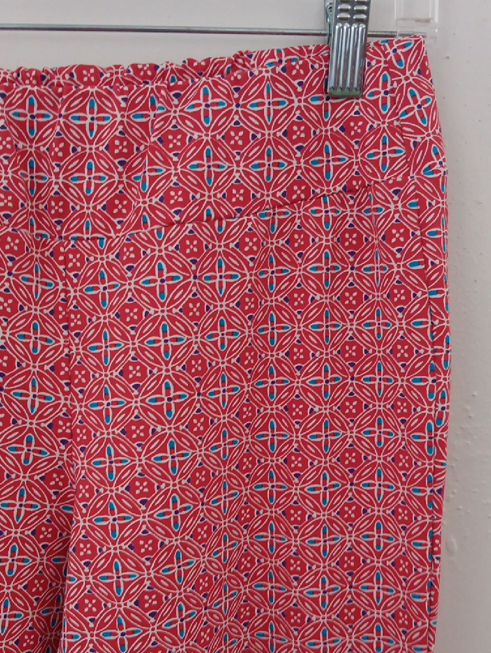 J. McLaughlin Pink Floral Medallion Legging Pants  #3585 - Picture 3 of 7